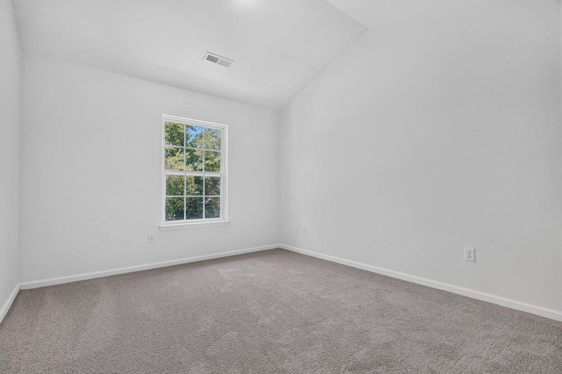 201 Darcy Avenue Photo 39