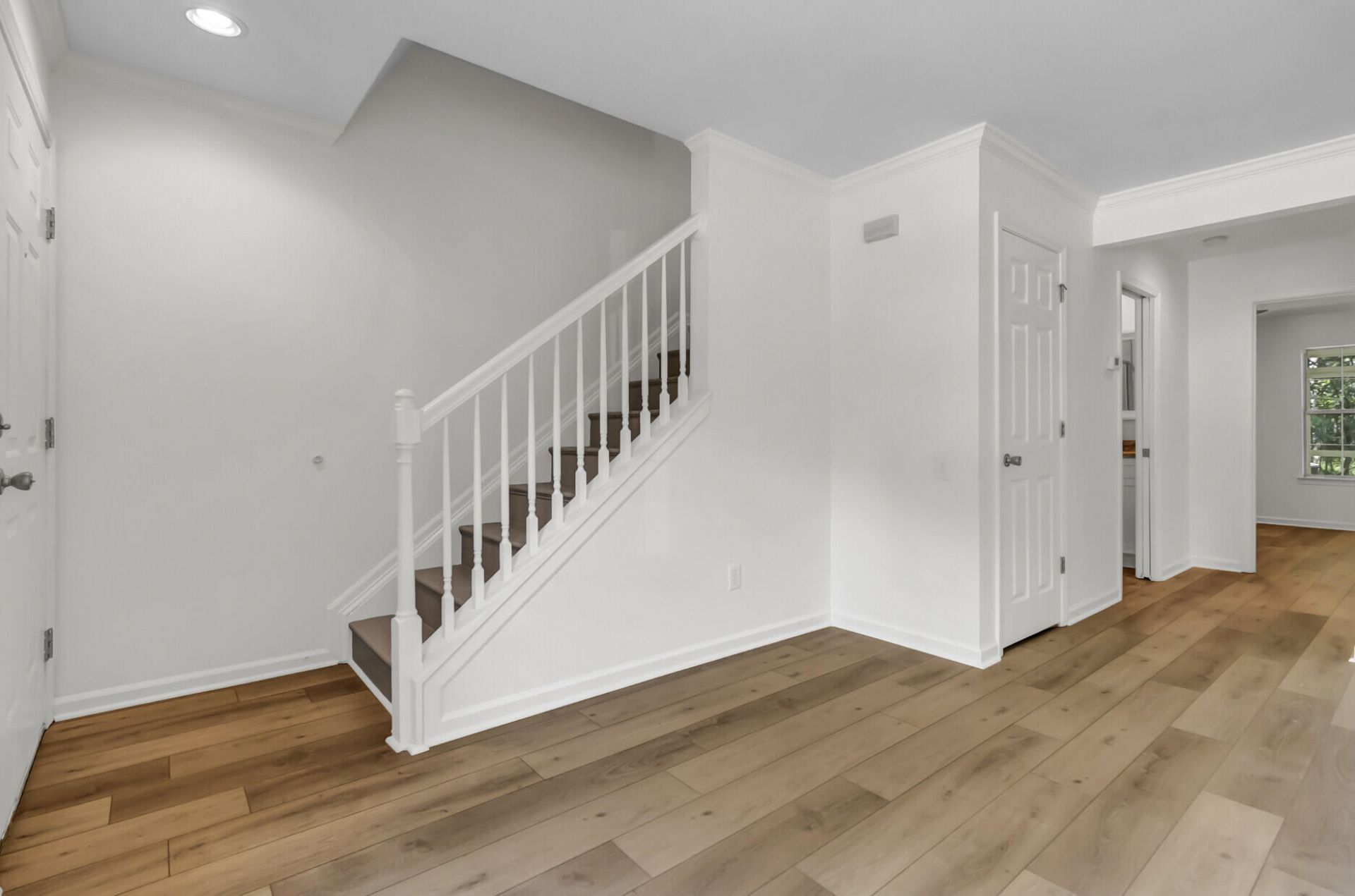 3292 Queensgate Way Photo 21