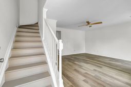 3292 Queensgate Way photo 4