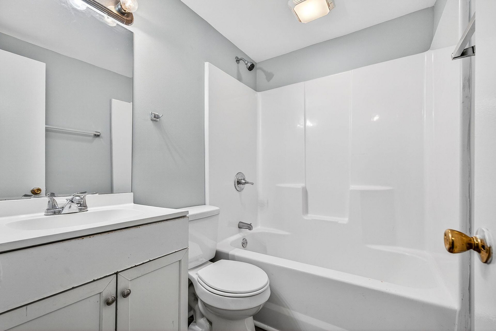 2205 Russelldale Avenue Photo 11