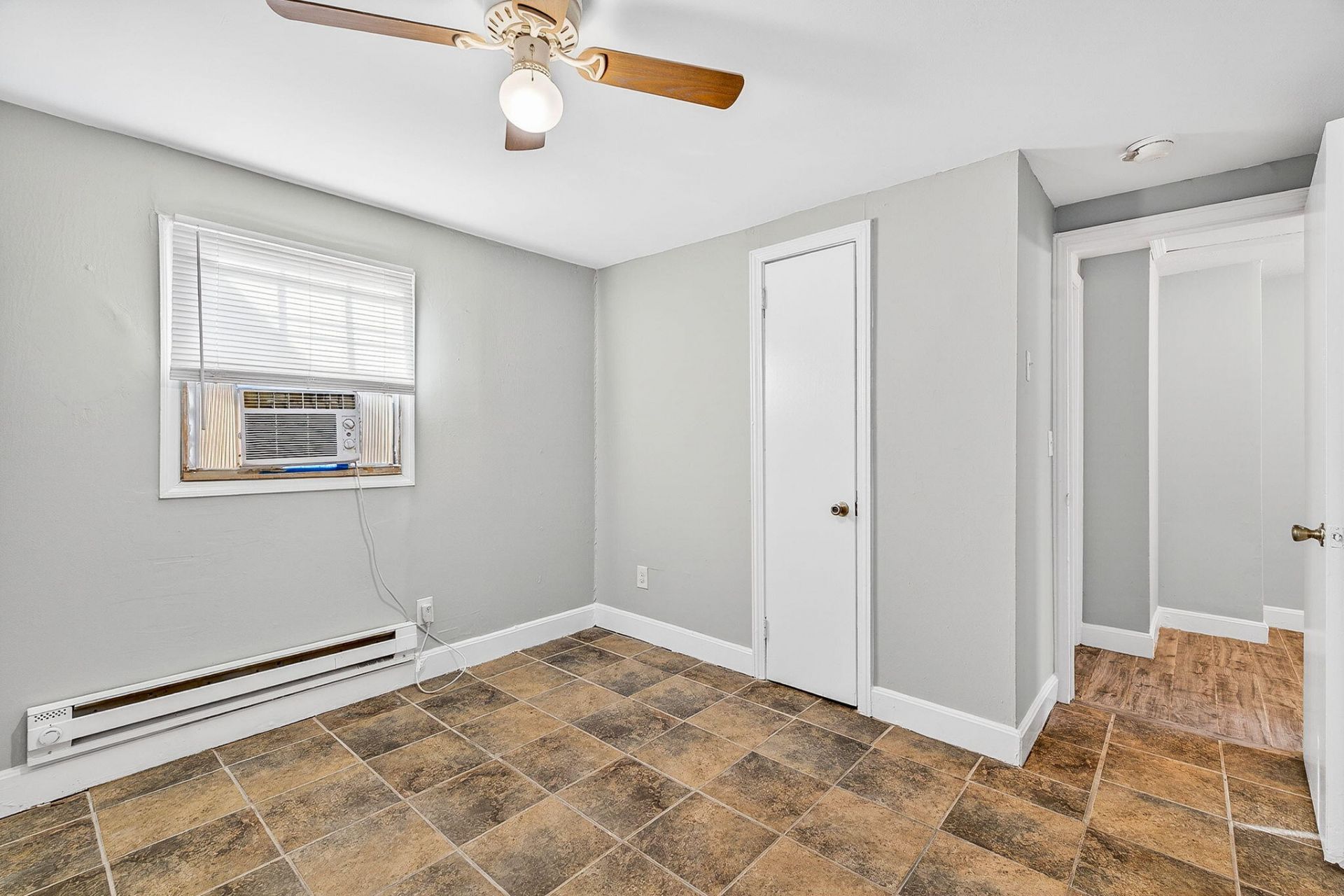 2205 Russelldale Avenue Photo 13