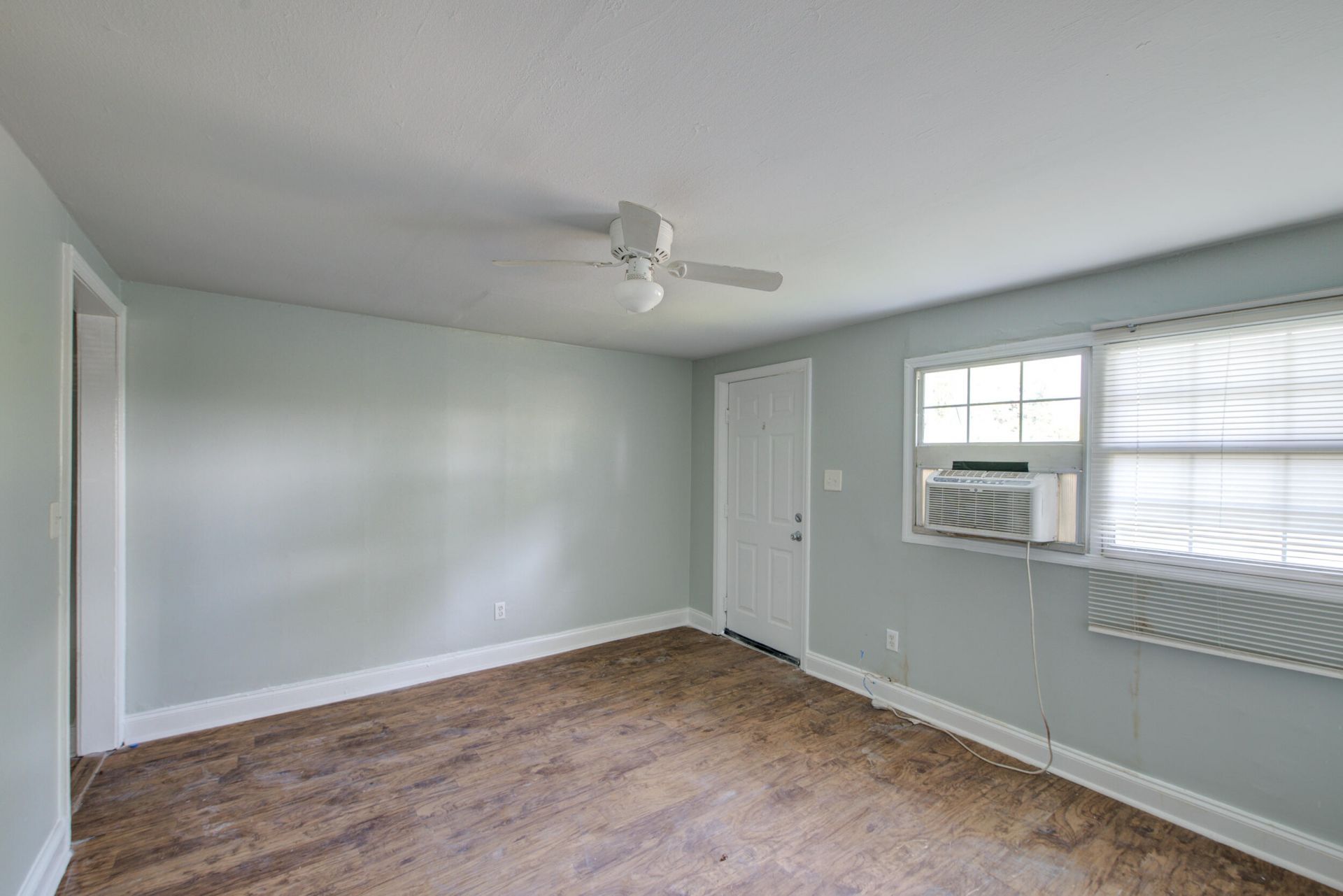 2205 Russelldale Avenue Photo 19