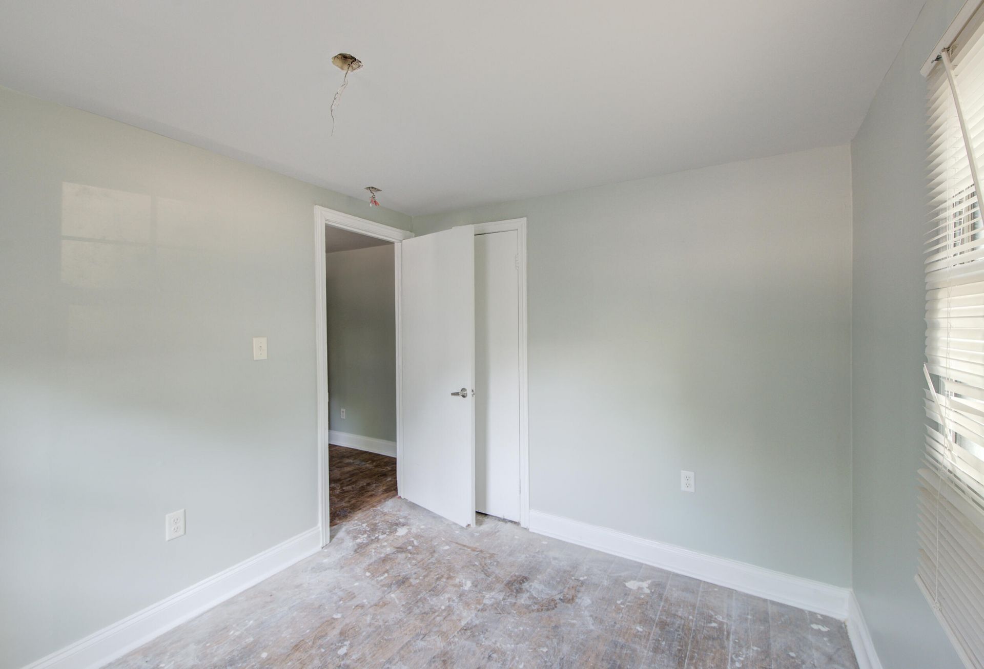 2205 Russelldale Avenue Photo 30