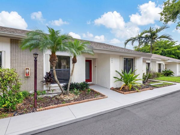 3076 S Oakland Forest Drive, Unit 503, Oakland Park, FL 33309