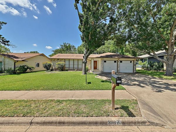 3707 Tarragona LN, Austin, TX 78727