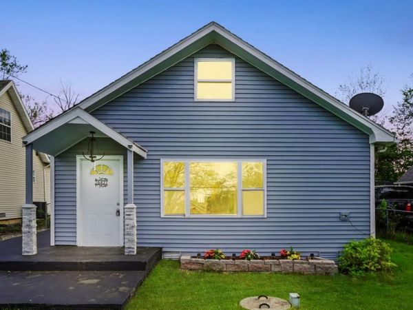 26427 W Prospect Avenue , Antioch, IL 60002
