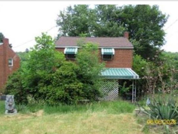 450 Cedar St, Jeannette, PA 15644
