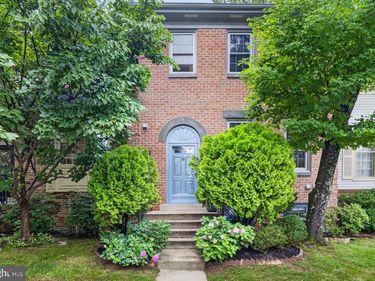 2836 KELLY SQUARE, VIENNA, VA 22181