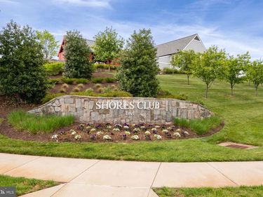 1686 KIRKMAN STREET, DUMFRIES, VA 22026