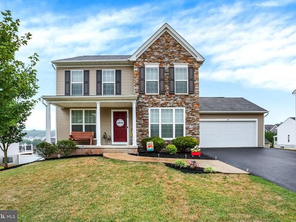 110 SUGAR DRIVE , YORK HAVEN, PA 17370