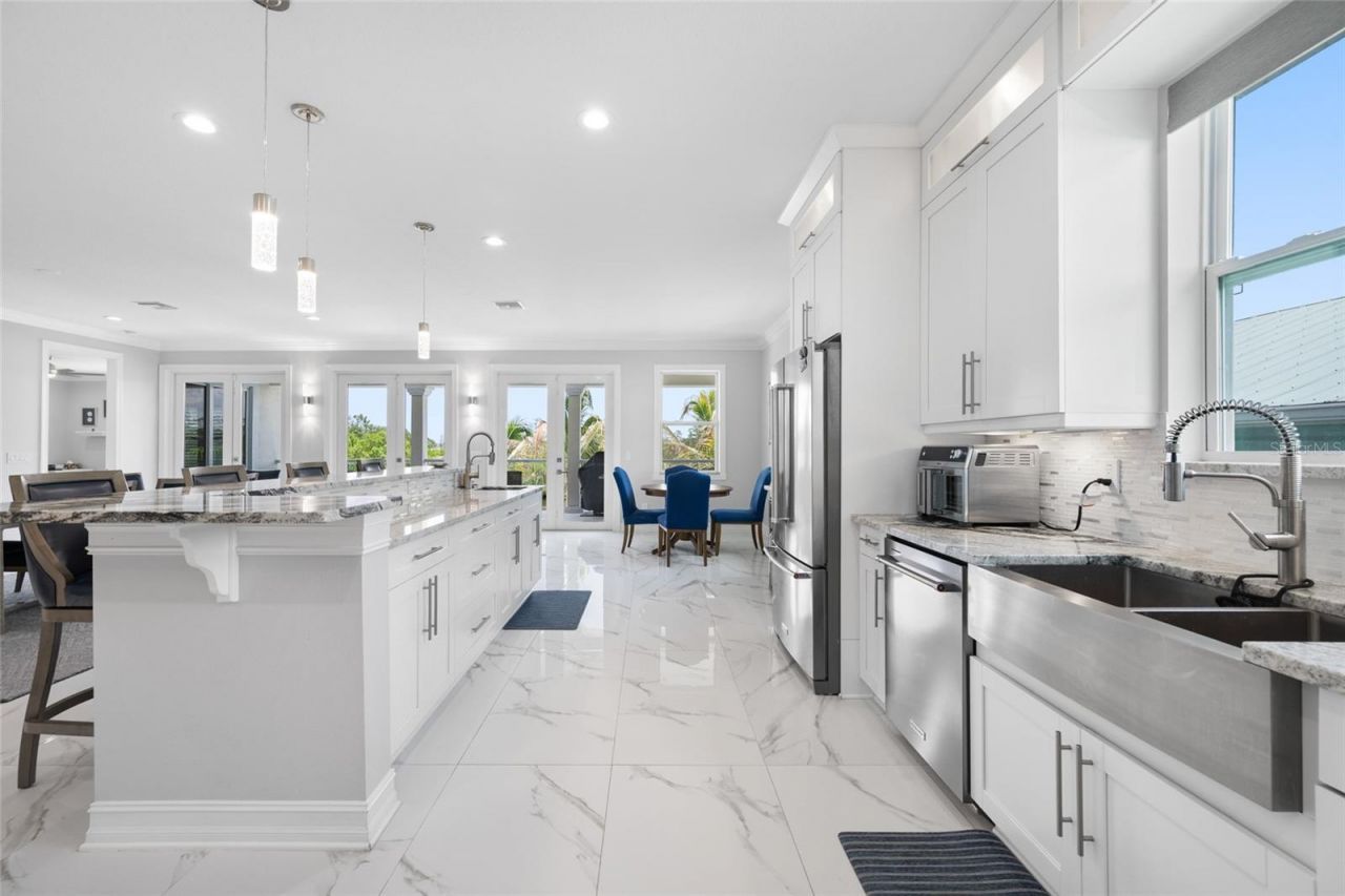 3138 Phoenix Avenue, Oldsmar, FL 34677 Photo