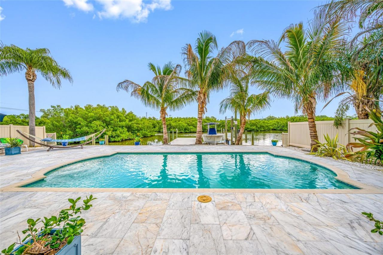 3138 Phoenix Avenue, Oldsmar, FL 34677 Photo