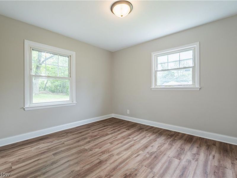 2100 Delmore Street, Cuyahoga Falls, OH 44221 Photo 20