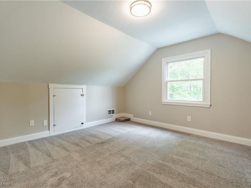 2100 Delmore Street, Cuyahoga Falls, OH 44221 Photo 23