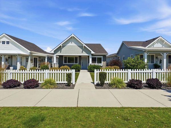 22871 E Wellington Pkwy, Liberty Lake, WA 99019