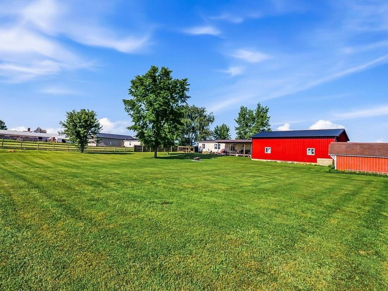 13982 Lucerne Road, Fredericktown, OH 43019 Photo 5