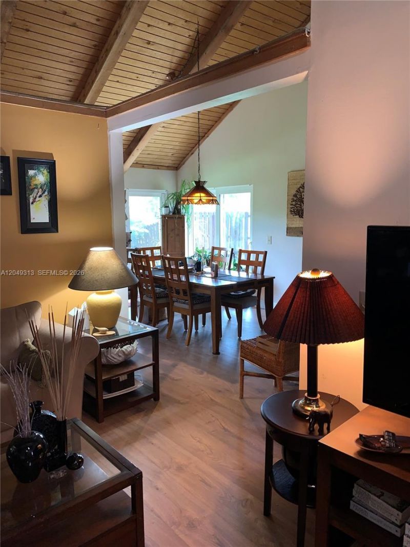 2811 Devonwood Ave , Miramar, FL 33025 Photo