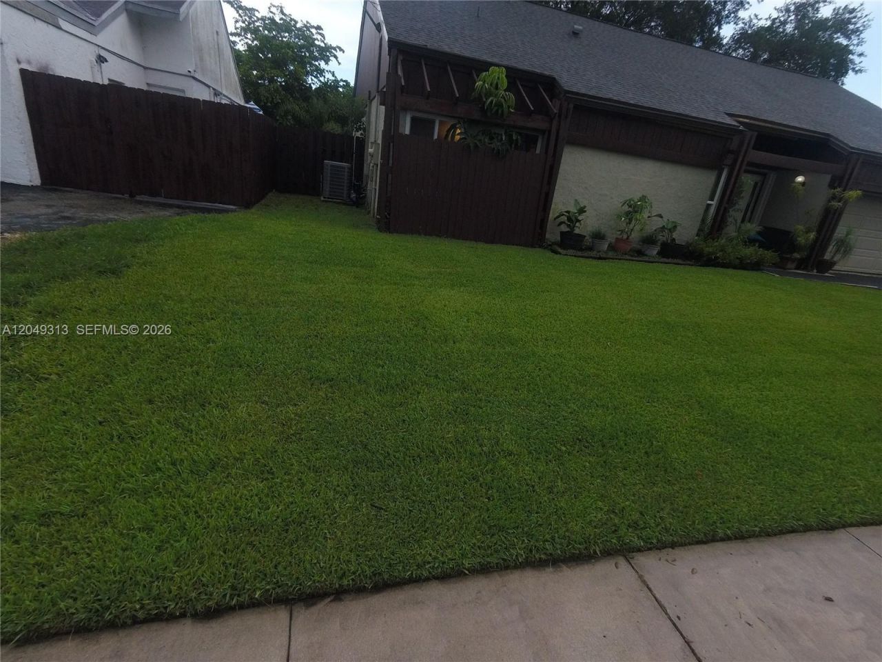 2811 Devonwood Ave , Miramar, FL 33025 Photo