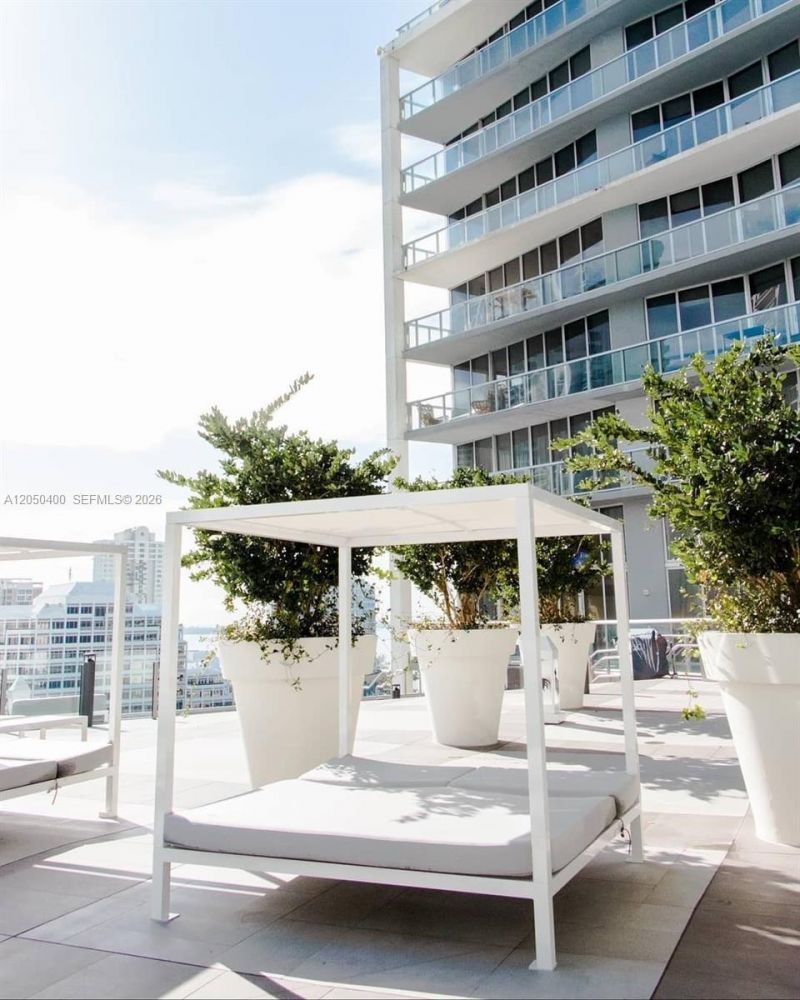 475 Brickell Ave , Unit 1012, Miami, FL 33131 Photo