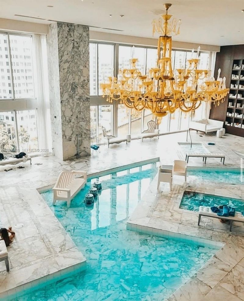 475 Brickell Ave , Unit 1012, Miami, FL 33131 Photo