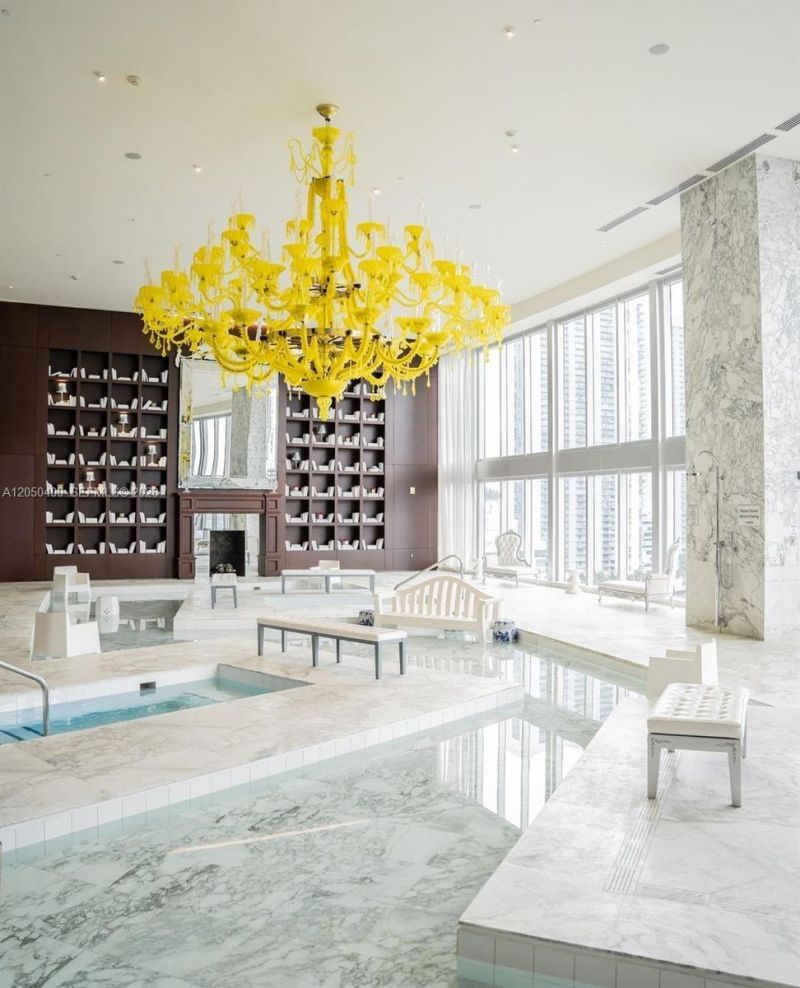 475 Brickell Ave , Unit 1012, Miami, FL 33131 Photo