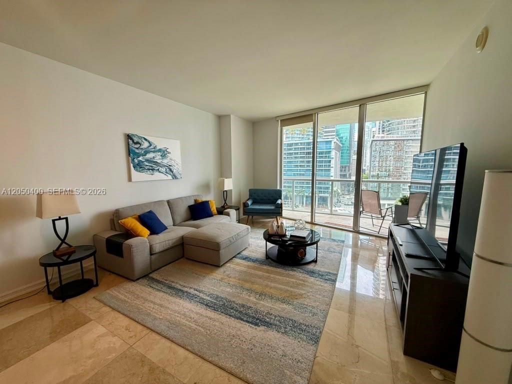 475 Brickell Ave , Unit 1012, Miami, FL 33131 Photo