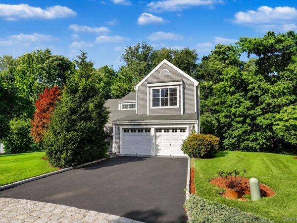 3176 Woodfield Court , Yorktown Heights, NY 10598
