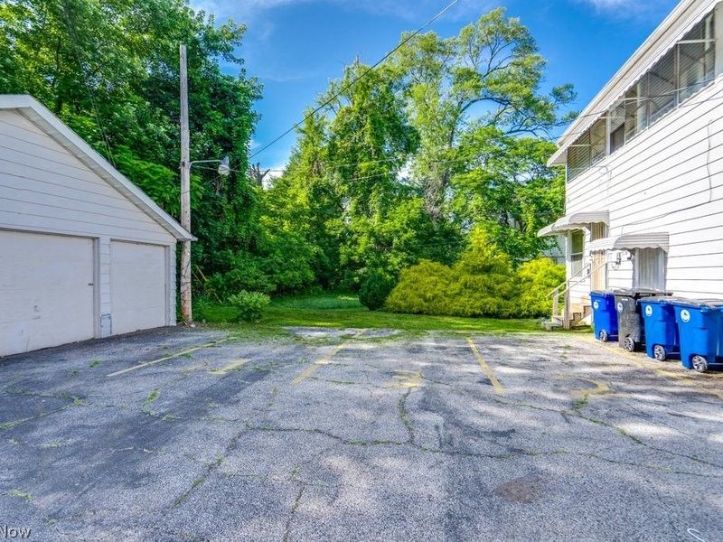 382 E 152nd Street, Cleveland, OH 44110 Photo 16
