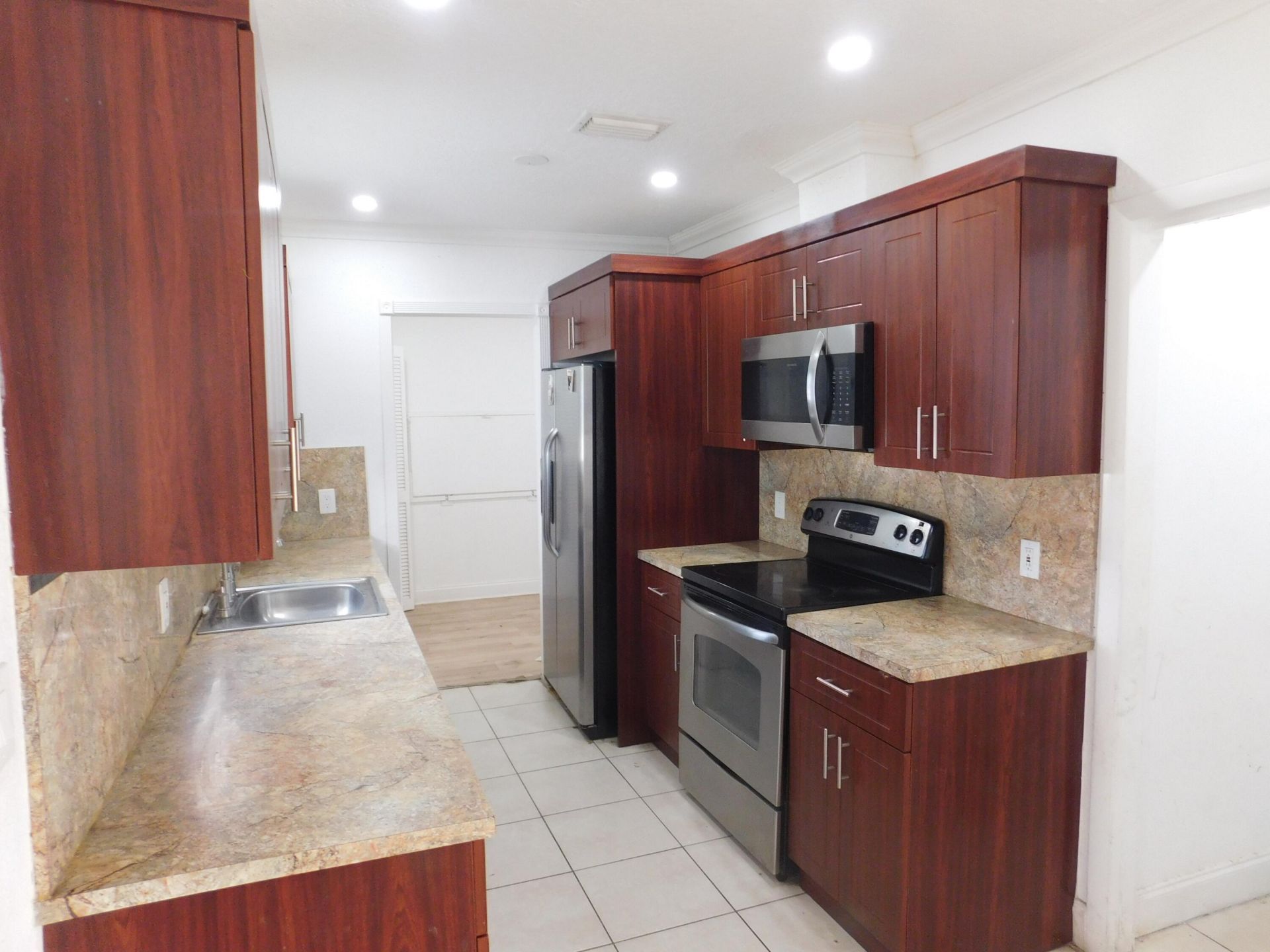 2251 NW 29th Terrace, Fort Lauderdale, FL 33311 Photo