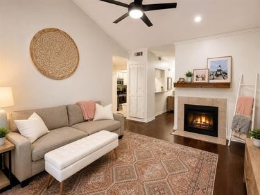 3257 Donnelly Circle, Unit 604, Fort Worth, TX 76107
