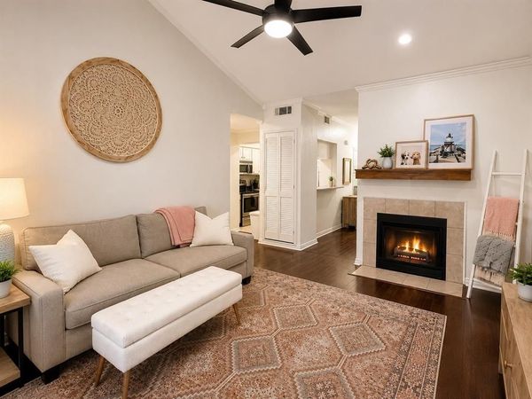 3257 Donnelly Circle, Unit 604, Fort Worth, TX 76107