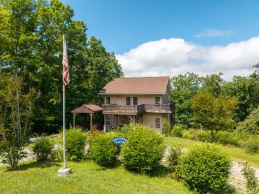 340 Hunters Paradise Road, Monticello, KY 42633