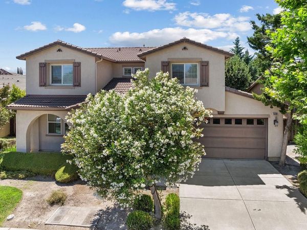 15939 Crescent Park Cir, Lathrop, CA 95330