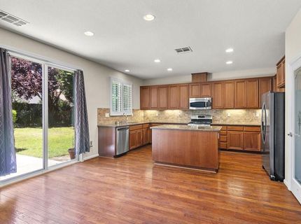 15939 Crescent Park Cir, Lathrop, CA 95330 Photo