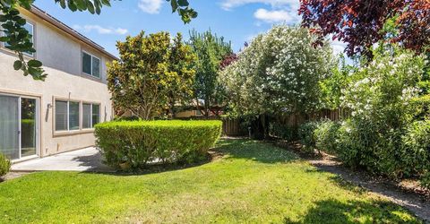 15939 Crescent Park Cir, Lathrop, CA 95330 Photo