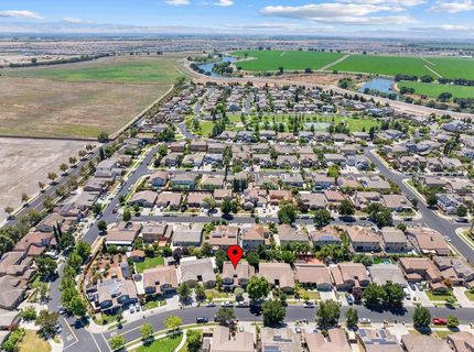 15939 Crescent Park Cir, Lathrop, CA 95330 Photo