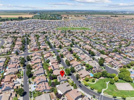 15939 Crescent Park Cir, Lathrop, CA 95330 Photo