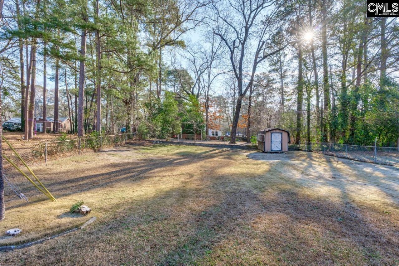2532 Parkwood Drive  Photo 14