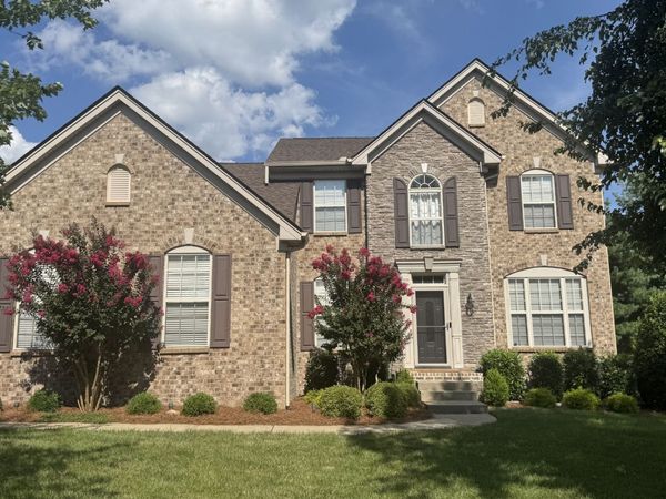 1023 Avery Trace Cir , Hendersonville, TN 37075