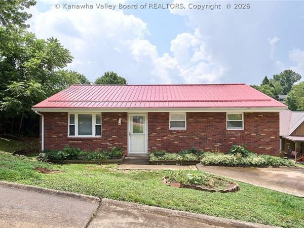 5308 Wedgebrook Lane, Charleston, WV 25313
