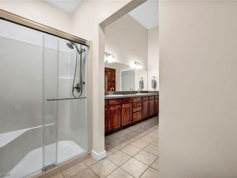 20427 Scotch Pine Way, Strongsville, OH 44149 Photo 25
