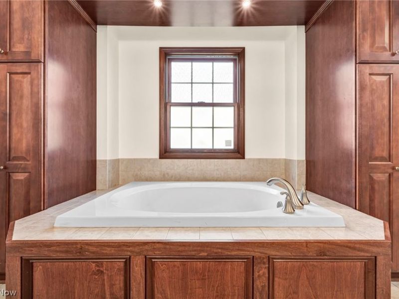20427 Scotch Pine Way, Strongsville, OH 44149 Photo 27