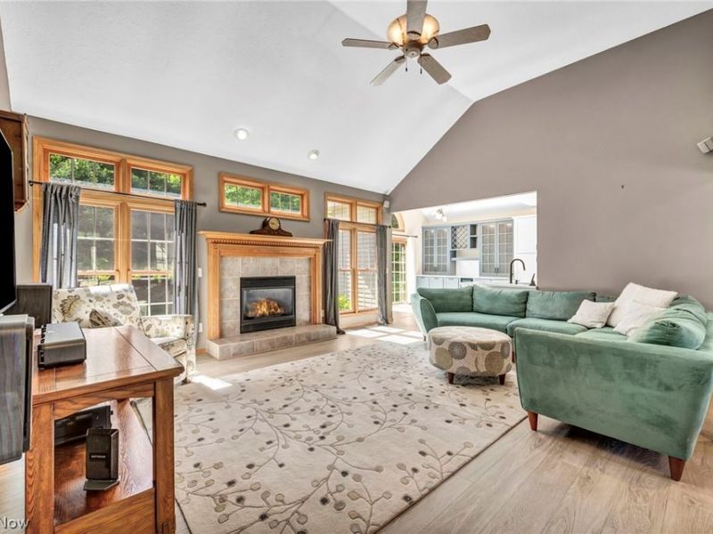 20427 Scotch Pine Way, Strongsville, OH 44149 Photo 9