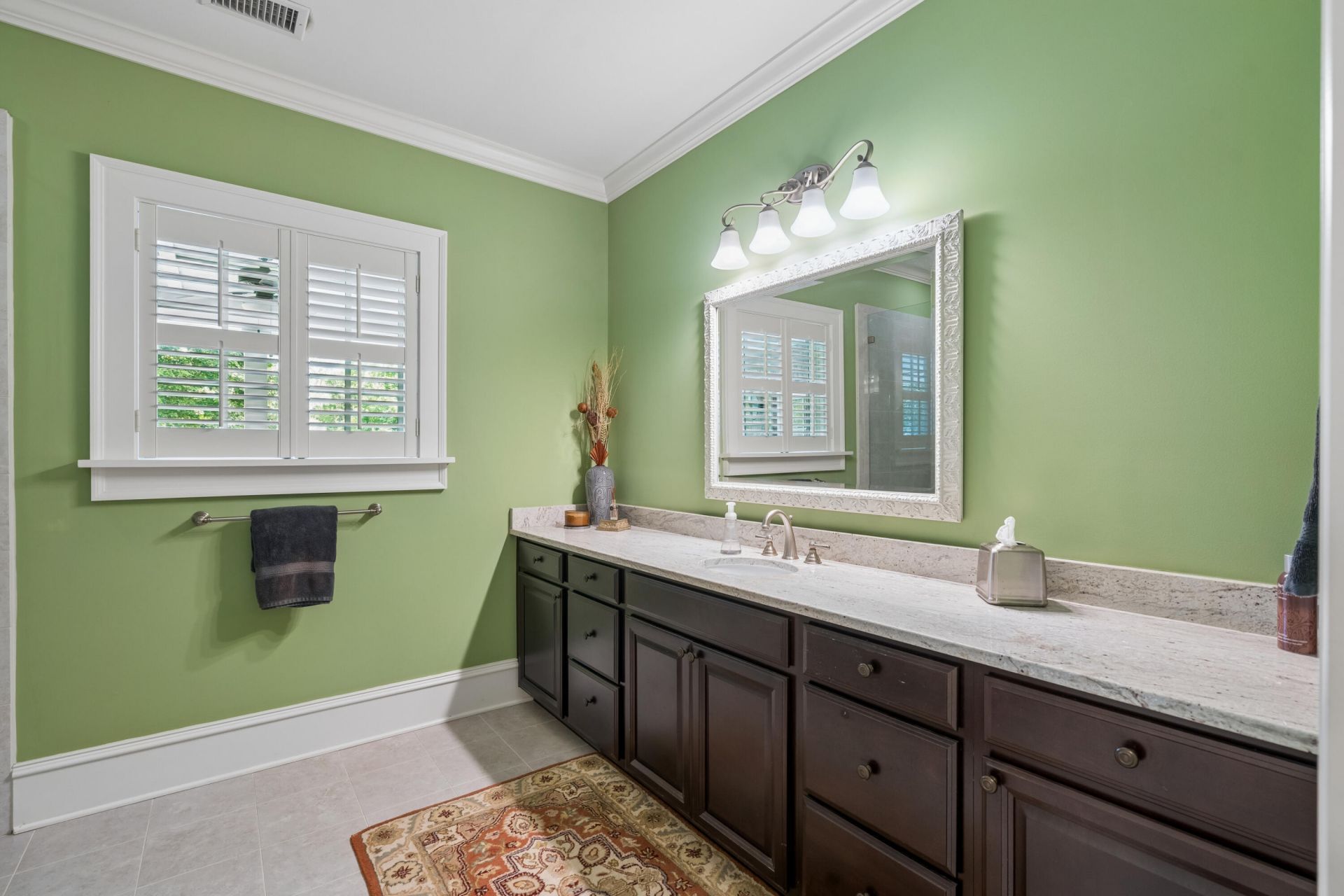 653 Barbados Drive Photo 36