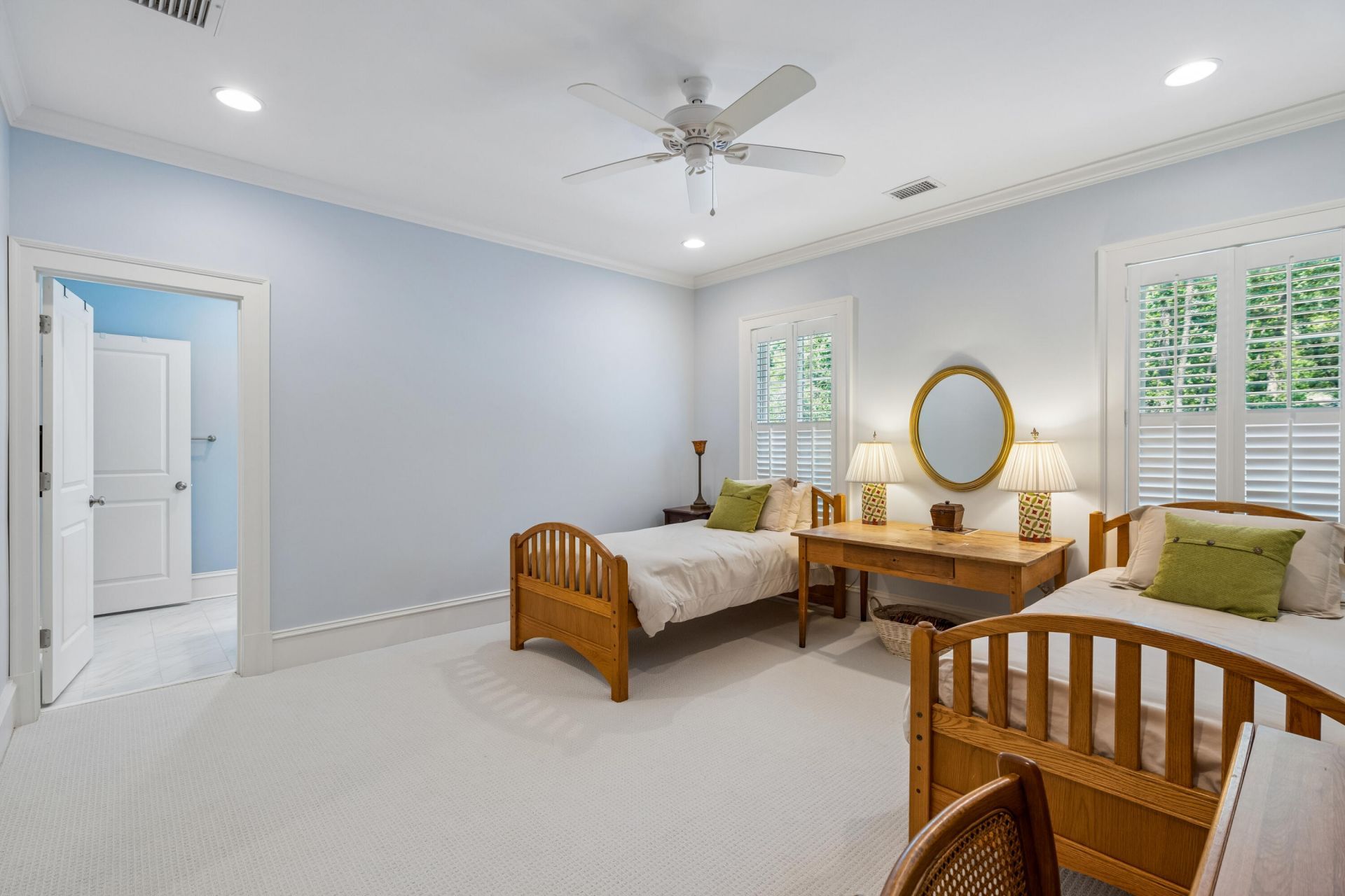 653 Barbados Drive Photo 44