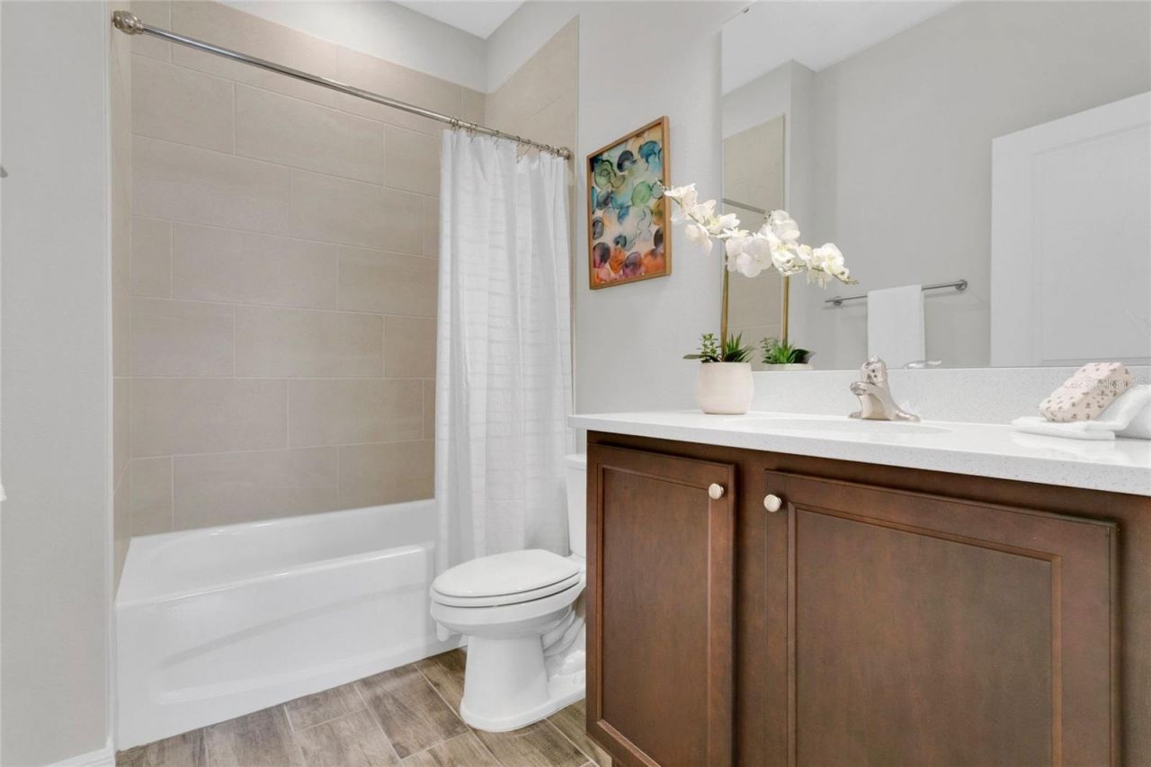 9169 Waverly Walk Drive, Orlando, FL 32817 Photo