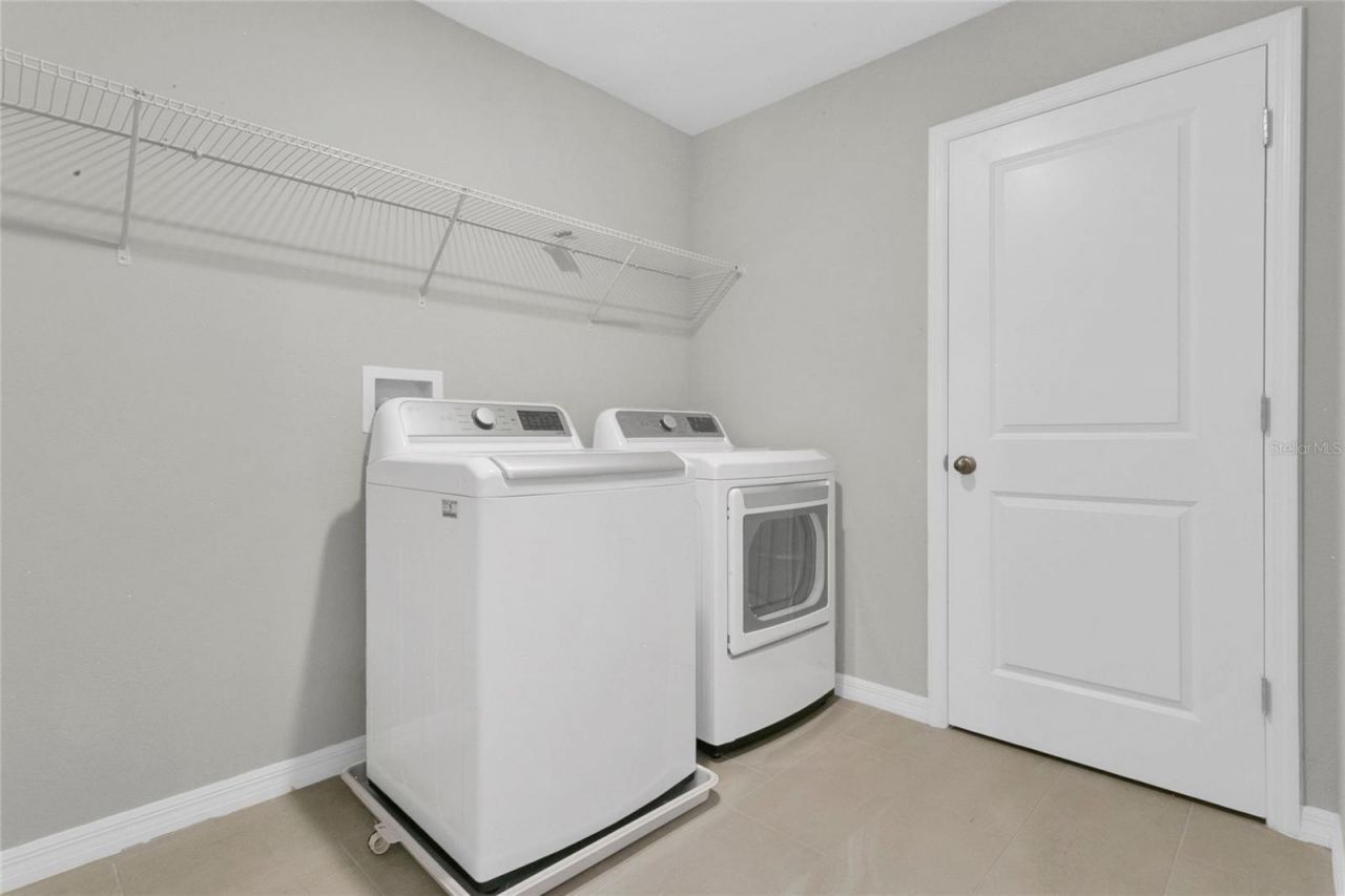 9169 Waverly Walk Drive, Orlando, FL 32817 Photo