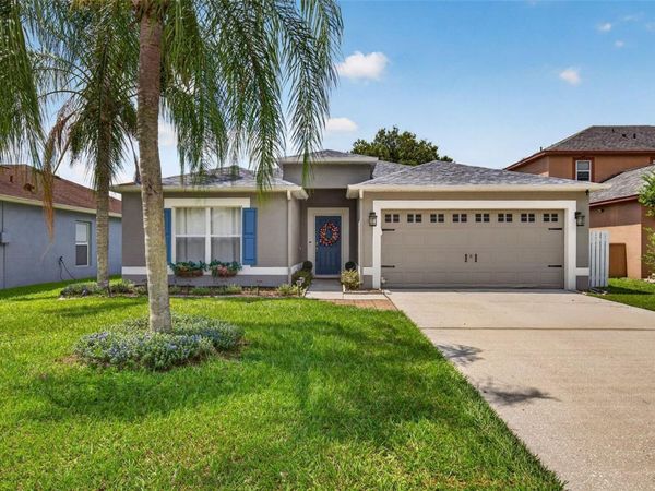 31806 LOCH ALINE DRIVE , WESLEY CHAPEL, FL 33545