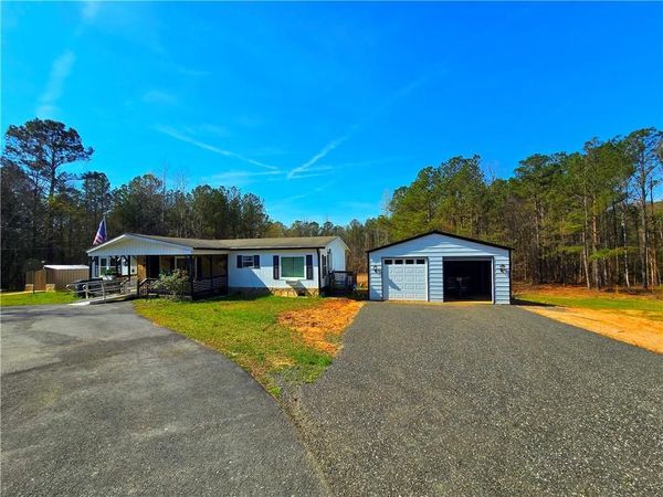 2001 Rocky Creek Road , Mansfield, GA 30055