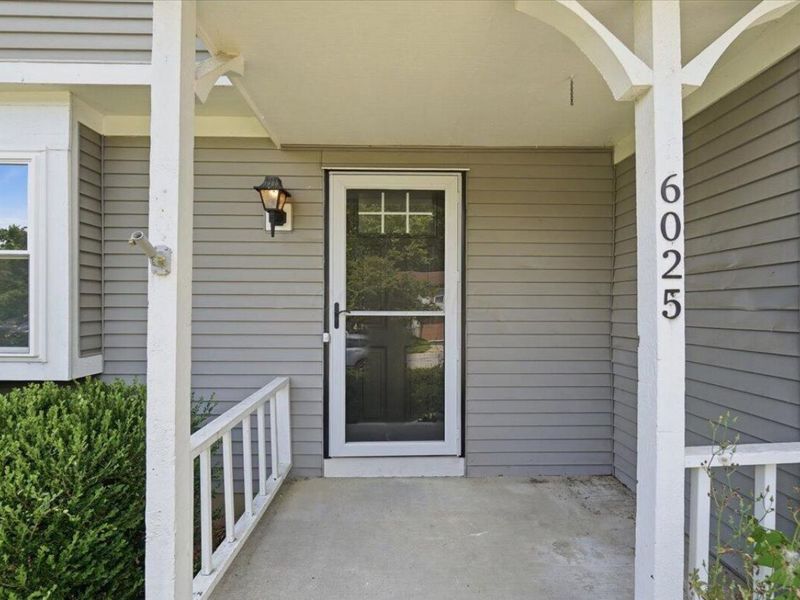 6025 Hildenboro Drive, Dublin, OH 43017 Photo 5